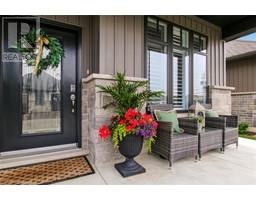 24 CRADDOCK Boulevard UnitNo. 8 - 4