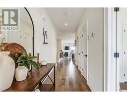 24 CRADDOCK Boulevard UnitNo. 8 - 7