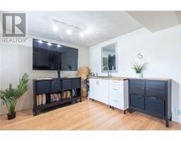 20 THOMPSON Drive - 23