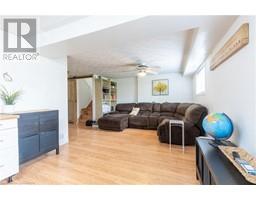 20 THOMPSON Drive - 25