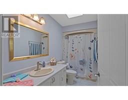 28 THOMPSON Drive - 17