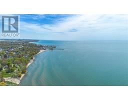 28 THOMPSON Drive - 41