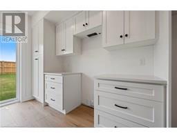 115 AMBER Street - 12