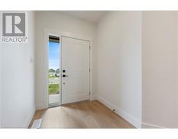 115 AMBER Street - 2