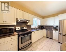 115 LYNNDALE Road - 14