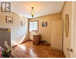 115 LYNNDALE Road - 15