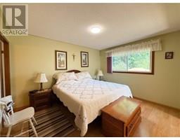 115 LYNNDALE Road - 22