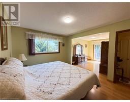 115 LYNNDALE Road - 23