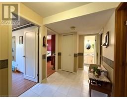 115 LYNNDALE Road - 28