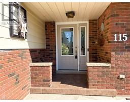 115 LYNNDALE Road - 3