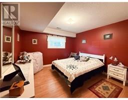 115 LYNNDALE Road - 30