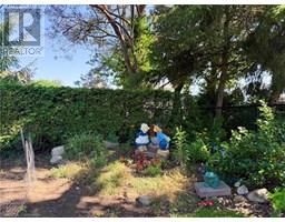 115 LYNNDALE Road - 42