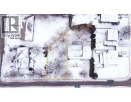 116 DUNCOMBE Road - 3