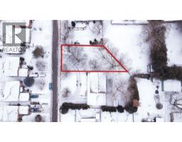 116 DUNCOMBE Road - 5