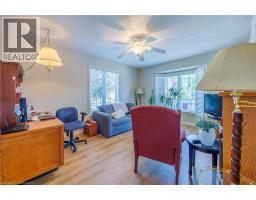 103 UPPER CANADA Drive - 11