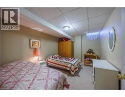 103 UPPER CANADA Drive - 18