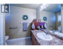 103 UPPER CANADA Drive - 8