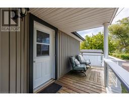 221-223 HASTINGS DR - 32