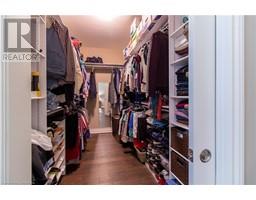 6 LYNNDALE Road - 19
