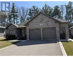 6 LYNNDALE Road - 2
