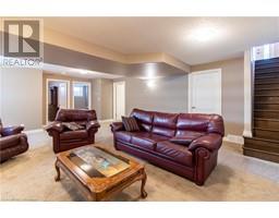 6 LYNNDALE Road - 24