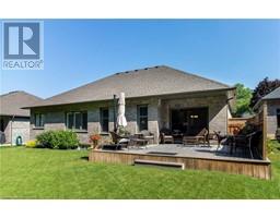 6 LYNNDALE Road - 37