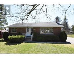 22 CHARLTON Crescent - 1