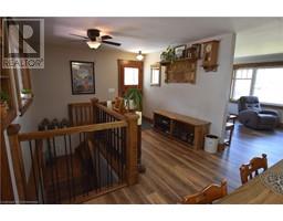 22 CHARLTON Crescent - 14