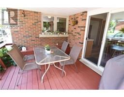 22 CHARLTON Crescent - 22