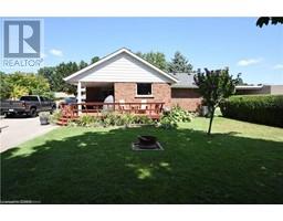 22 CHARLTON Crescent - 23