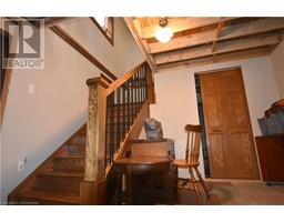 22 CHARLTON Crescent - 32