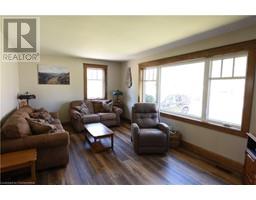 22 CHARLTON Crescent - 8