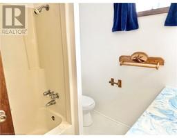 116 BERKLEY Crescent - 22