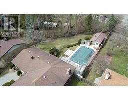 116 BERKLEY Crescent - 31