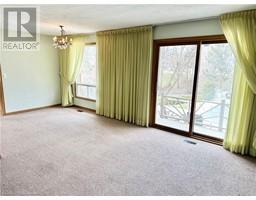 116 BERKLEY Crescent - 6