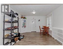 1701 KING Street E - 12