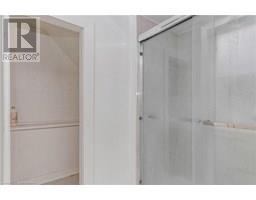1701 KING Street E - 37