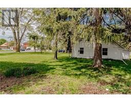 1701 KING Street E - 46