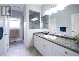 419 QUEEN Street S - 18