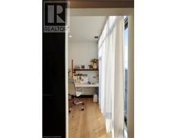 38 HARBOUR Street UnitNo. 416 - 11