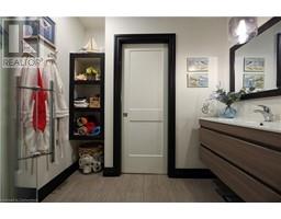 38 HARBOUR Street UnitNo. 416 - 26