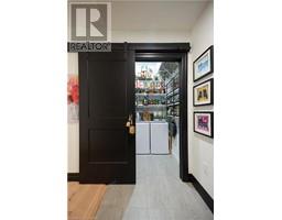 38 HARBOUR Street UnitNo. 416 - 27