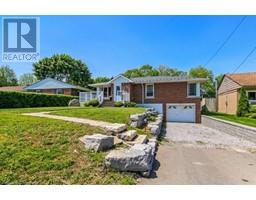 25 TYRELL Street - 1