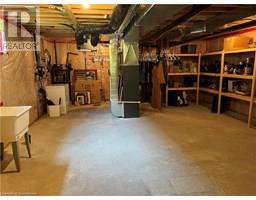 54 ANGLER Avenue - 34