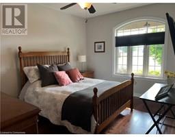 54 ANGLER Avenue - 6