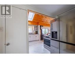 221-223 HASTINGS DR - 22