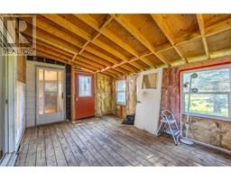 895 WINDHAM ROAD 11 - 9