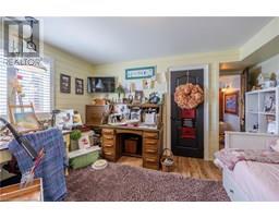 140 BROWN Street - 33