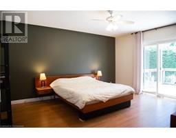 17 BRIARLEA CRES Crescent - 18