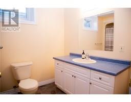 17 BRIARLEA CRES Crescent - 37